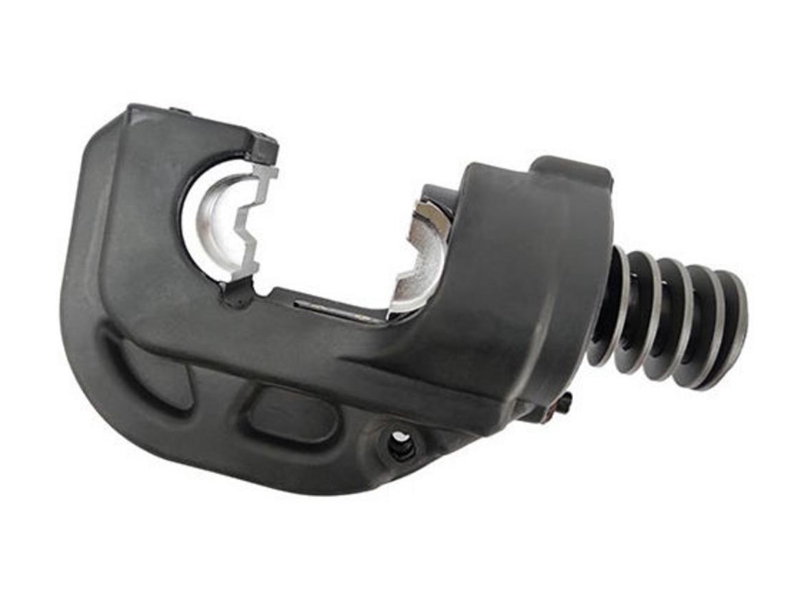 Pin Li-ion 18V/4Ah sạc 2 giờ cho nhịp làm việc liền mạch