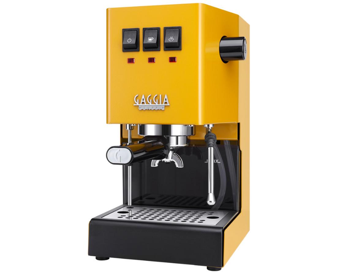 Portafilter 58 mm giúp máy tương thích phụ kiện chuẩn quán và dễ nâng cấp.