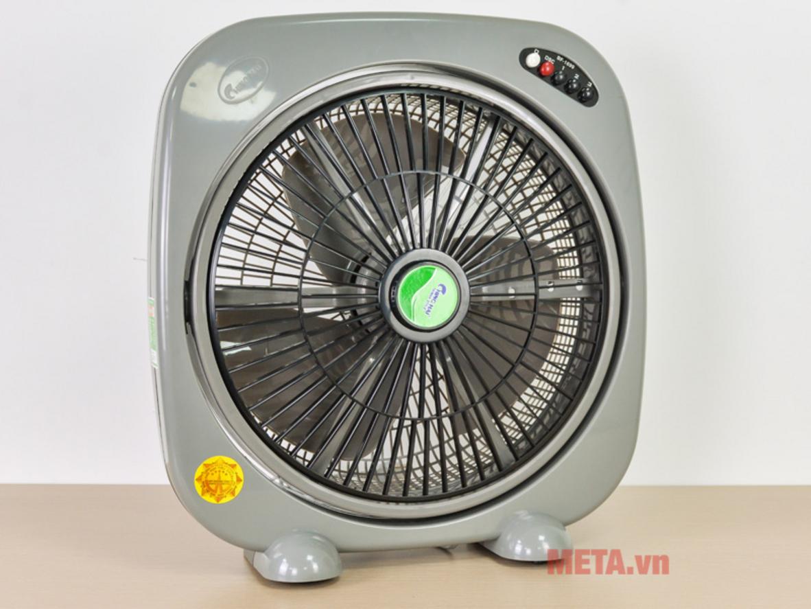 Sải cánh 45cm giúp quạt phủ gió rộng hơn trong không gian nhỏ đến vừa.