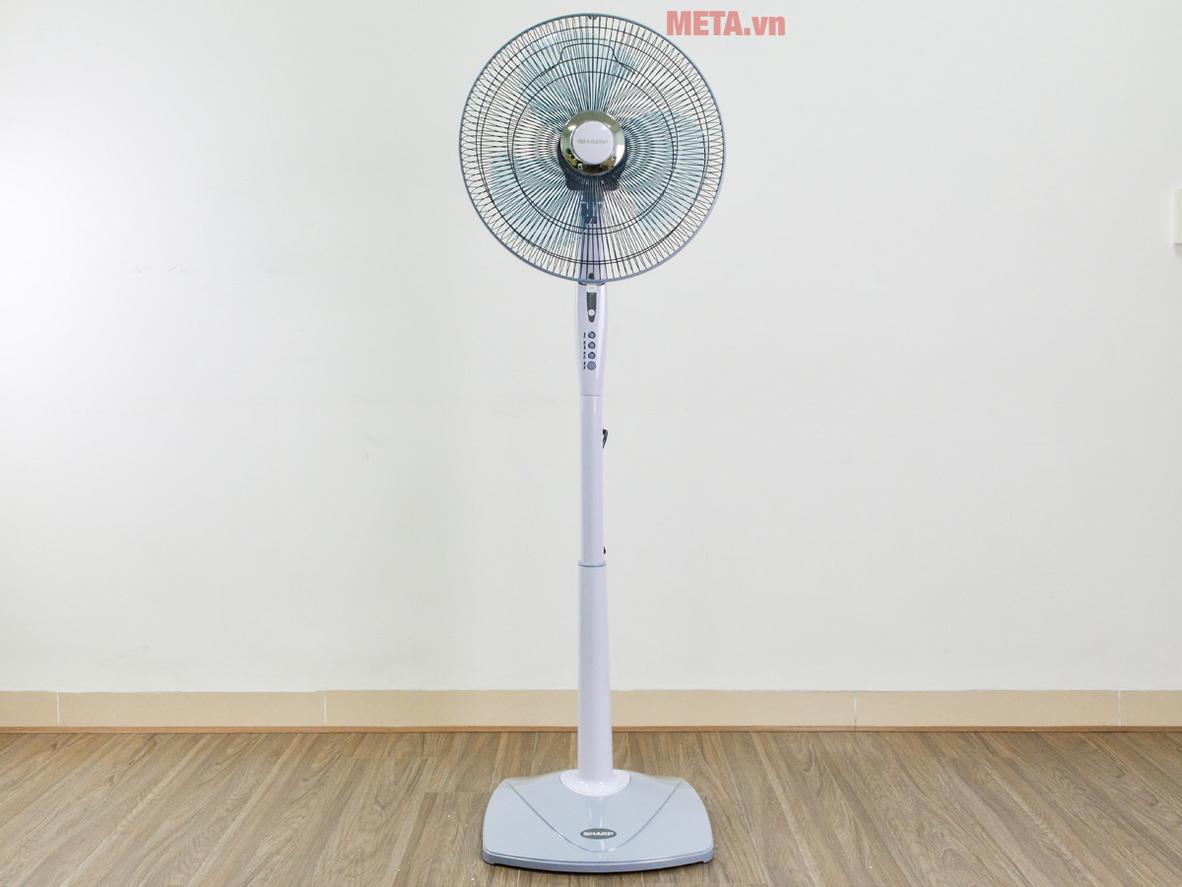 Tổng quan Quạt đứng Sharp PJ-S40RV (Có điều khiển từ xa)