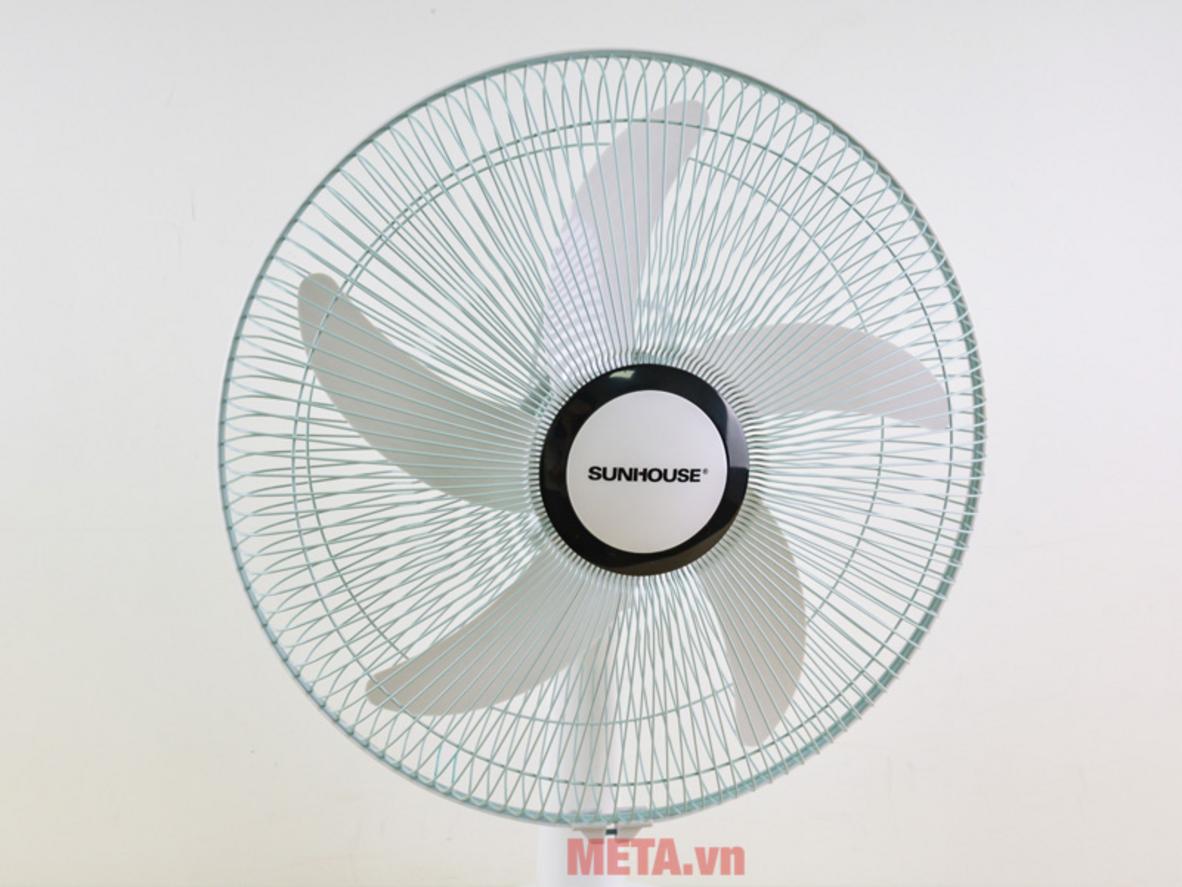 Đèn ngủ 2 trong 1 hỗ trợ sử dụng tiện lợi vào ban đêm.