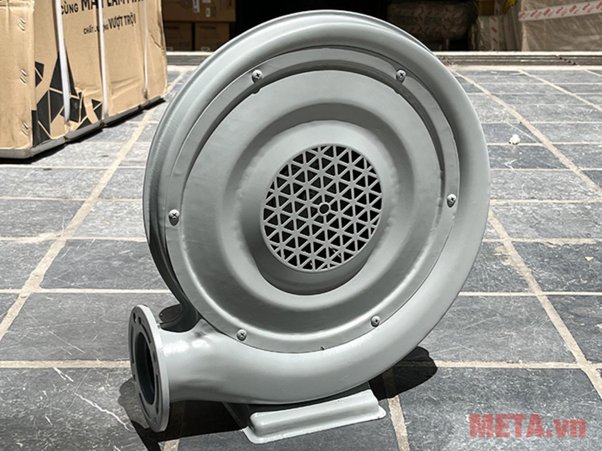 Thiết kế quạt ly tâm dạng con sò giúp Sunfan CTZ 370W đẩy gió mạnh qua đường ống có trở lực lớn.