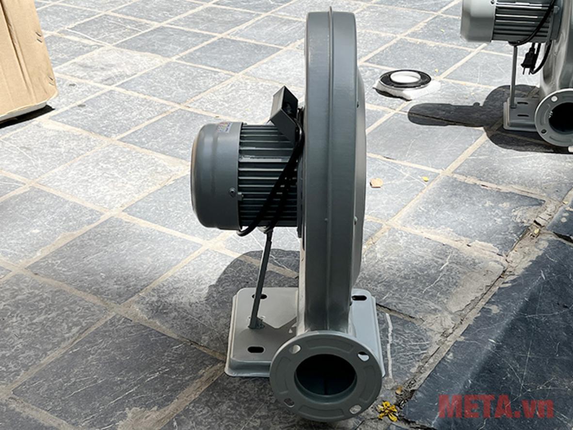 Lưu lượng 900 m³/h hỗ trợ cấp và hút khí liên tục.