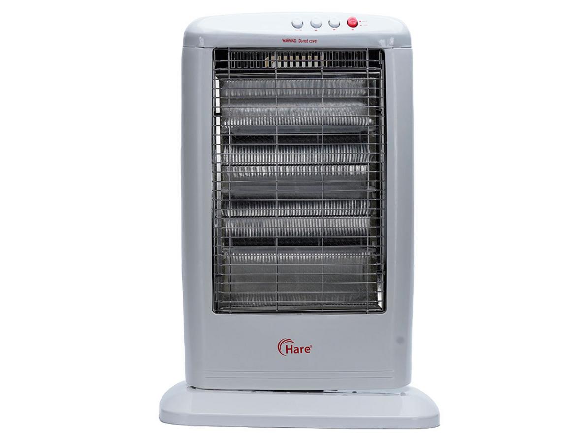 Quạt sưởi điện Hare HR-HT1200A nhỏ gọn, dễ đặt trong phòng ngủ hoặc phòng làm việc.