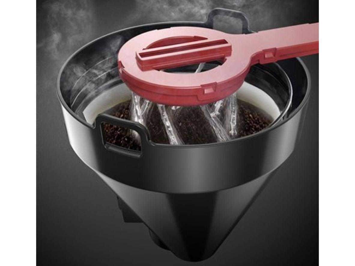 Bình thủy tinh và khay lọc tháo rời giúp vệ sinh nhanh hơn.