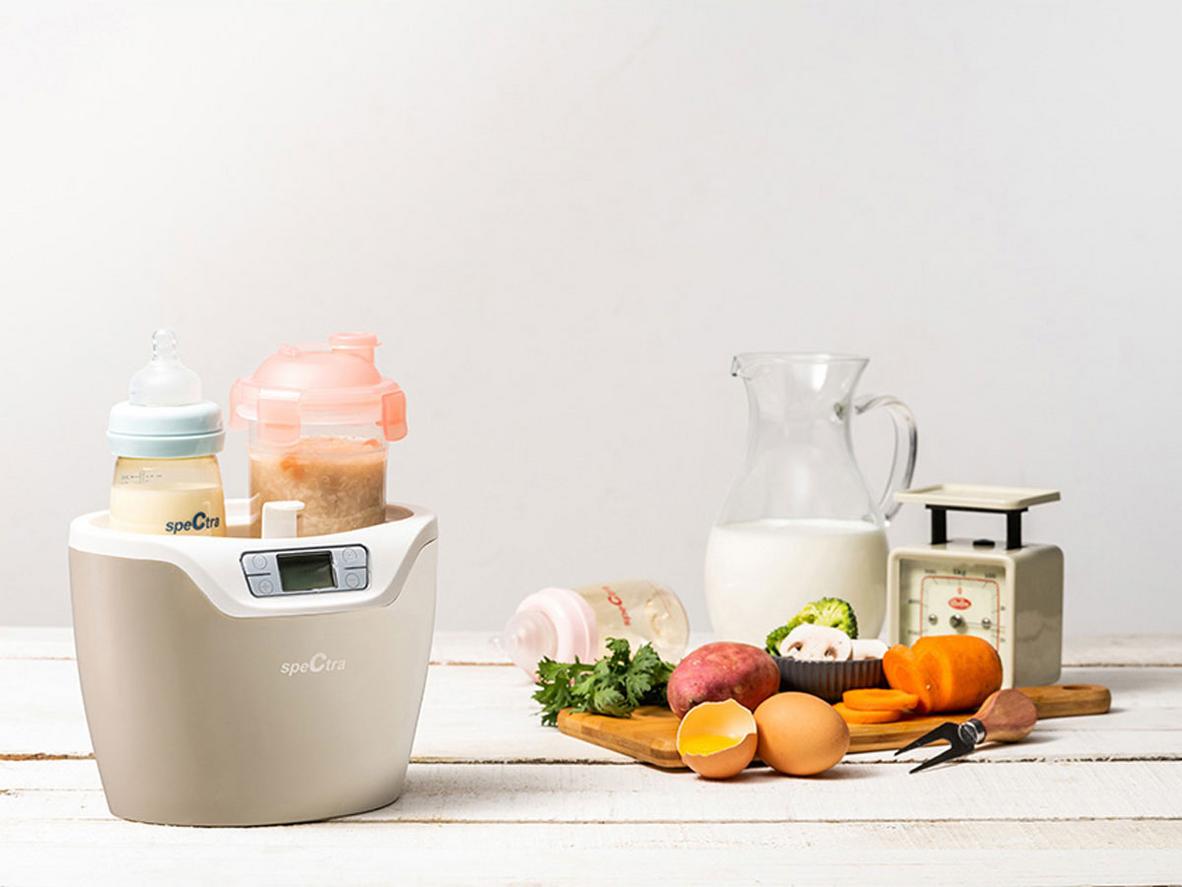 Khoang đôi hỗ trợ tiệt trùng cùng lúc 2 bình sữa bằng hơi nước.