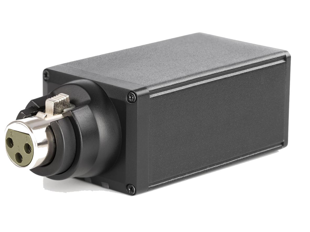 Hỗ trợ phantom +48V giúp SR-VRM1 tương thích rộng với micro XLR.