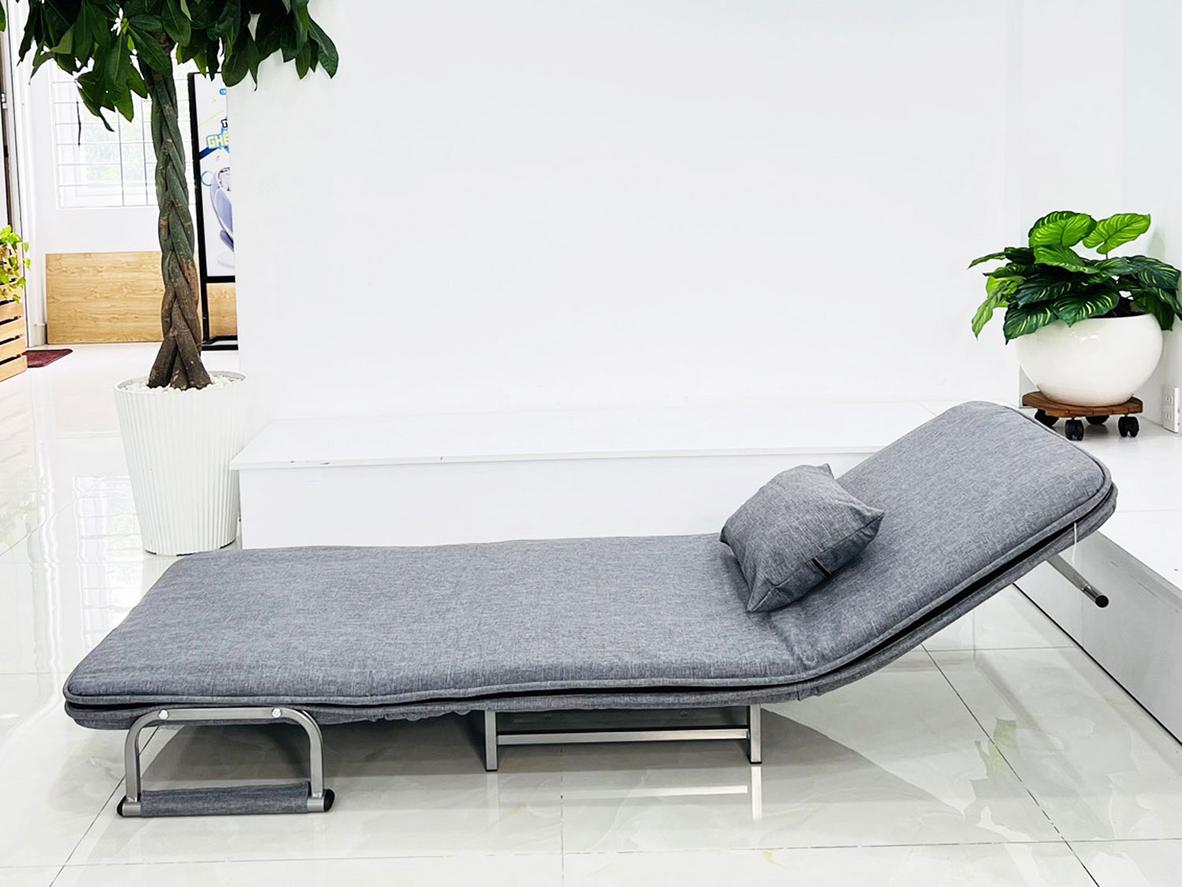 Mở ra thành giường đơn dài 1,9m, phù hợp cho một người nằm.