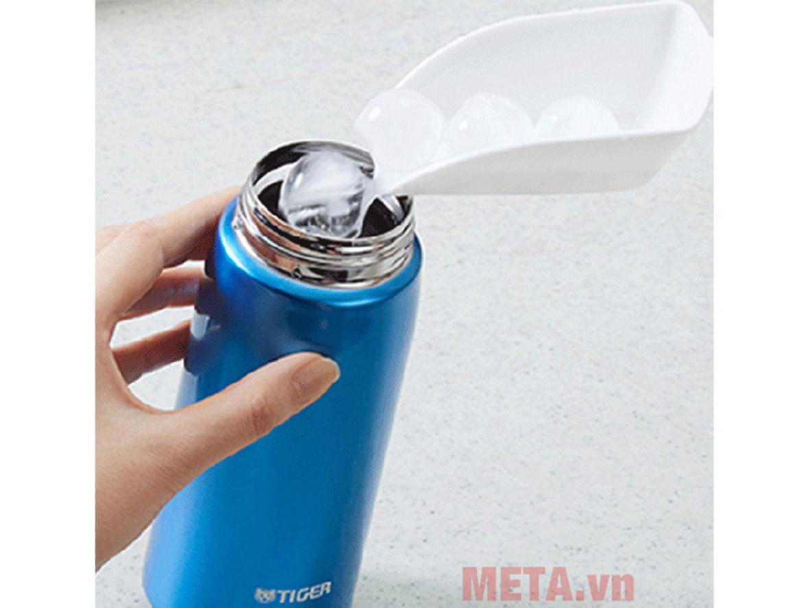 SUS304 kết hợp cách nhiệt chân không cho độ bền và hiệu quả giữ nhiệt.