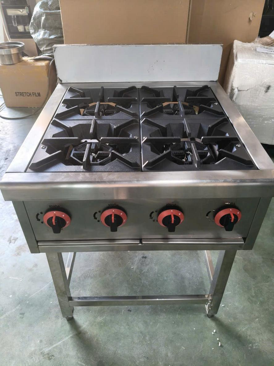 Quy mô khách hoặc suất ăn mỗi ngày là căn cứ đầu tiên để tính công suất thiết bị.