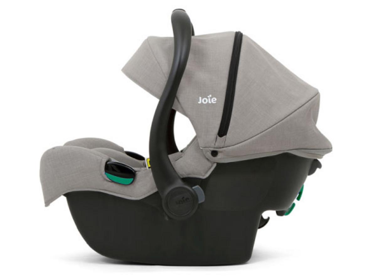 Tri-Protect™ 3 lớp và Intelli-Fit™ tăng cường bảo vệ cho bé