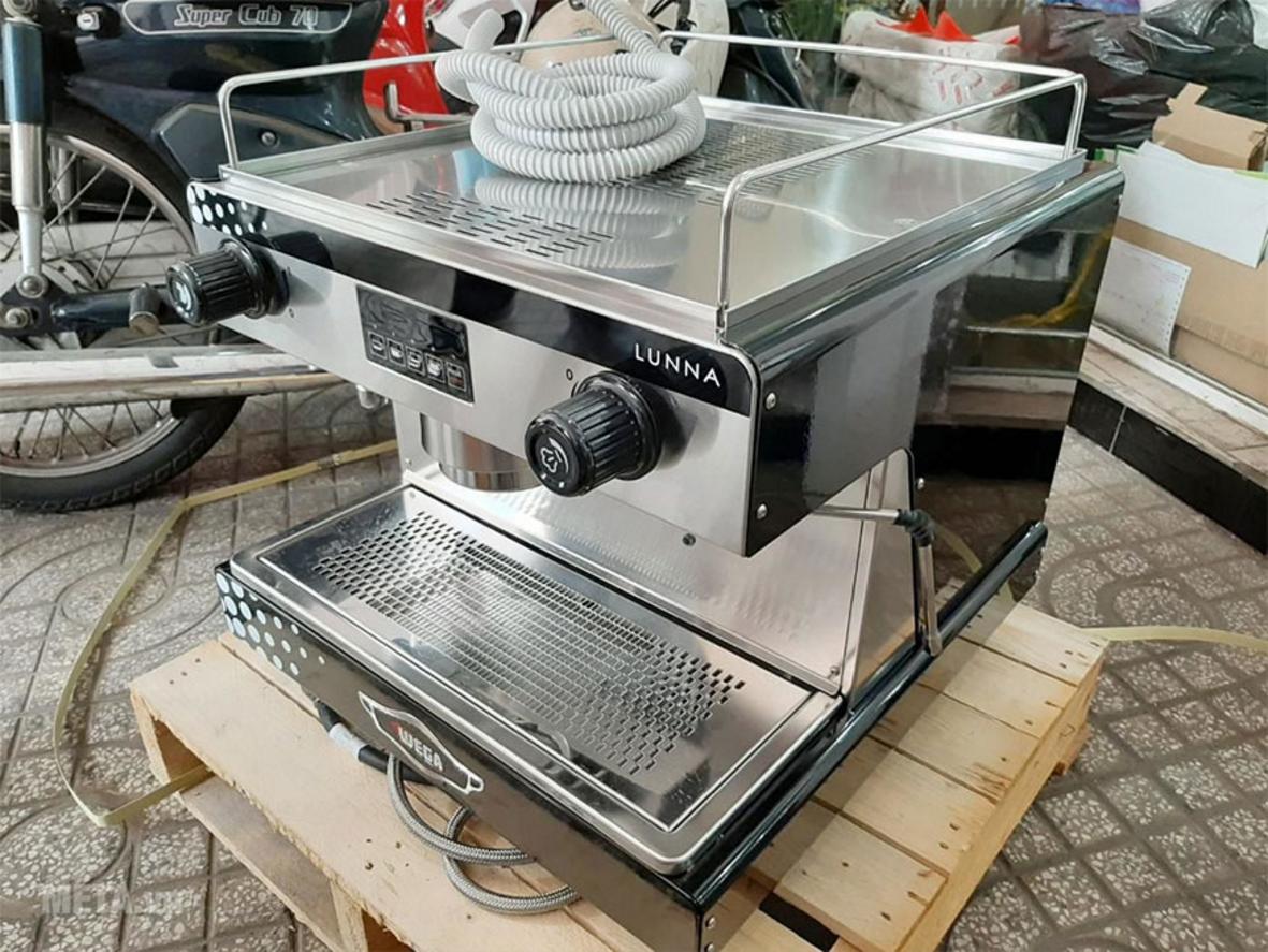 Nồi hơi 5 lít giúp giữ nhiệt ổn định trong ca bán hàng dài.