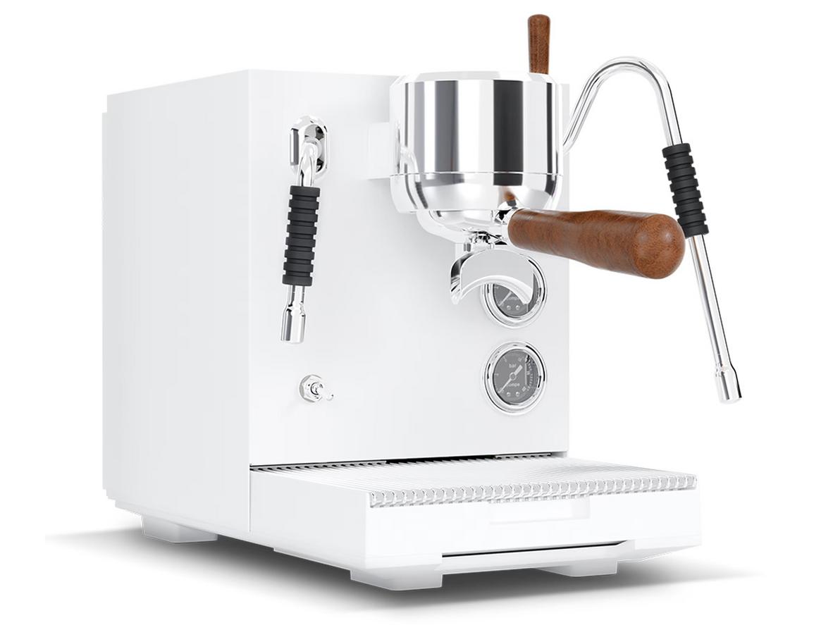 PID giúp duy trì nhiệt độ ổn định, hỗ trợ ly espresso đồng đều.