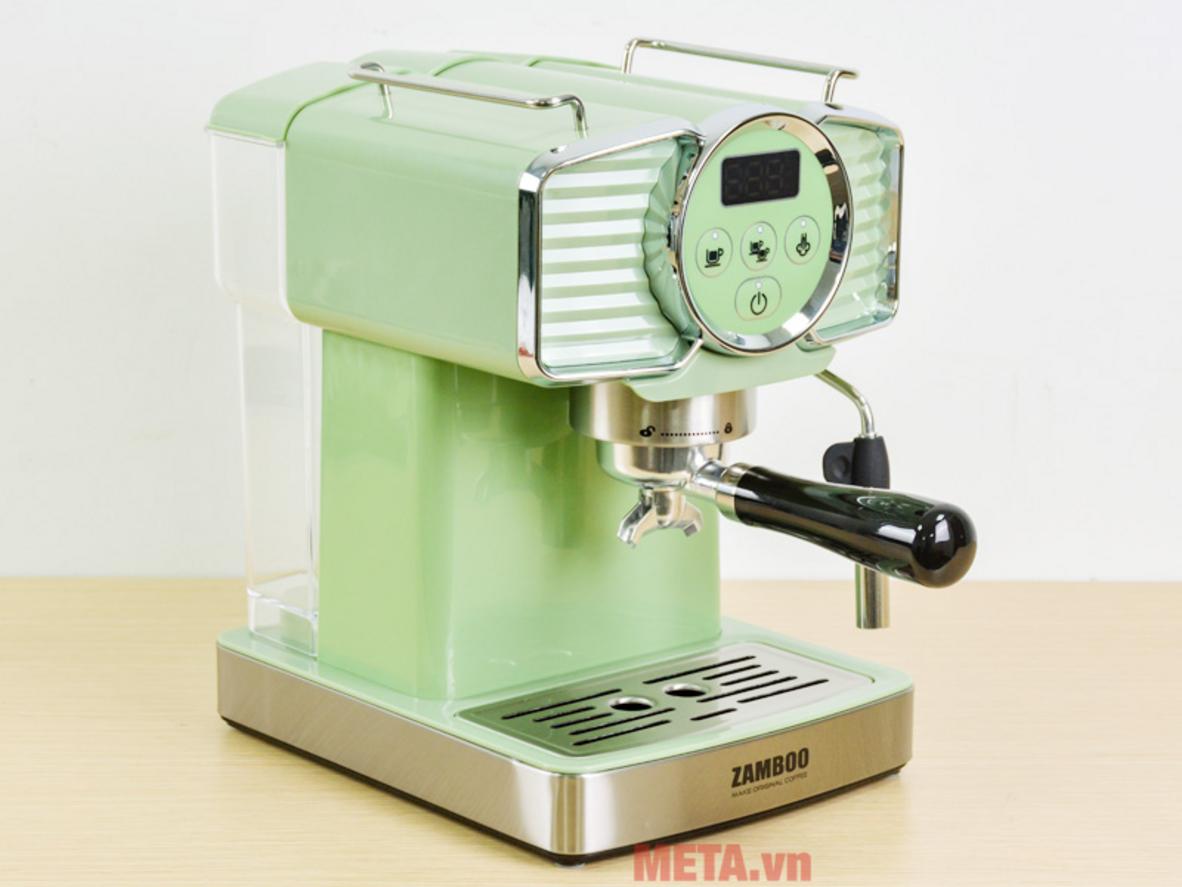 Bình nước 1,8 lít giúp pha nhiều ly liên tiếp thuận tiện hơn.