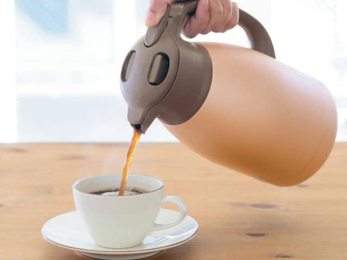 NU và AD khác nhau chủ yếu ở màu sắc hoàn thiện.