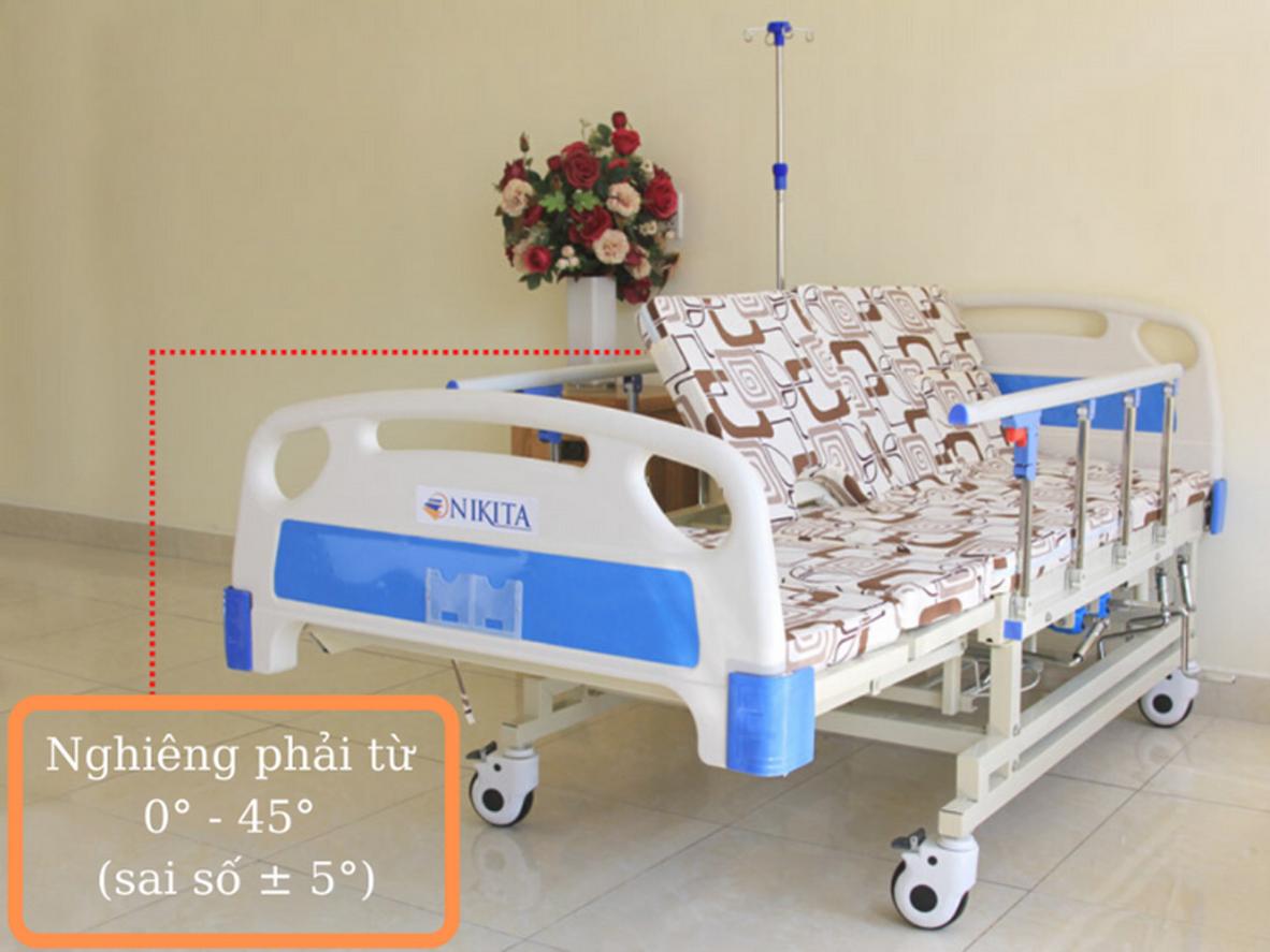 4 tay quay cơ học giúp điều chỉnh tư thế bệnh nhân dễ dàng.