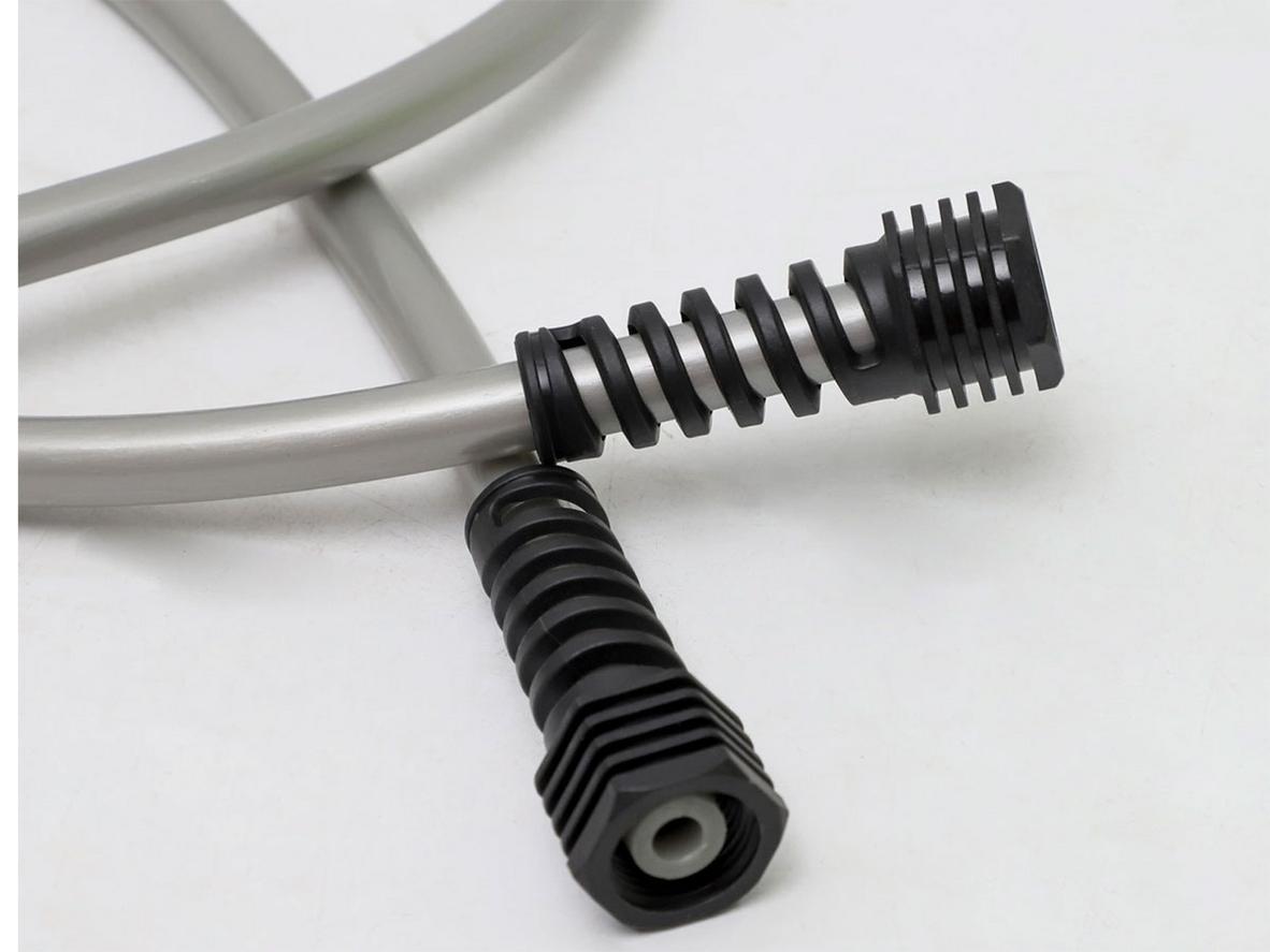 Bình 20 lít giúp Greentree 20DP phun lâu hơn, ít phải châm thuốc hơn.