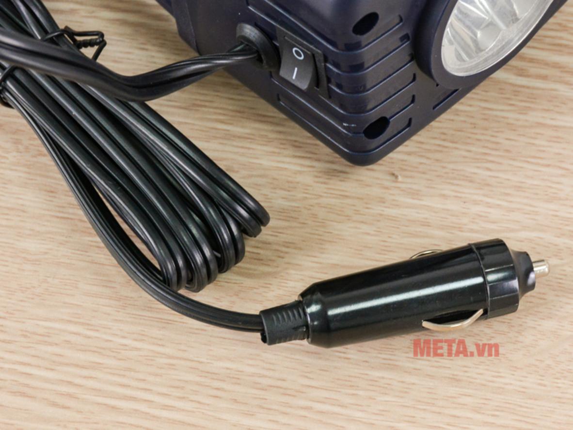 Makute MAC1202 là máy bơm lốp 12V 2 xi lanh nhỏ gọn, phù hợp để để trong cốp xe.