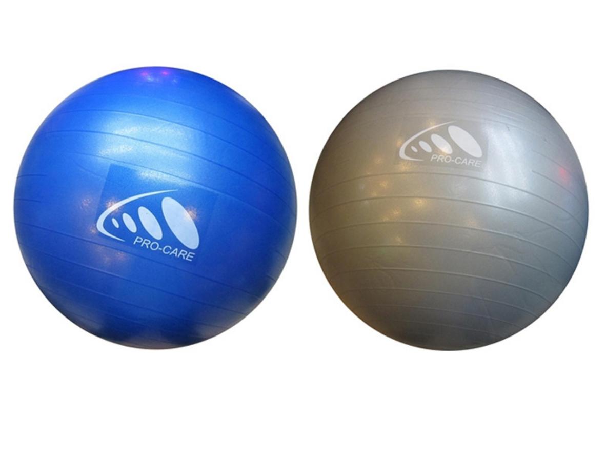 Chất liệu cao su mang lại độ đàn hồi ổn định cho bóng yoga Pro-Care NT-75.