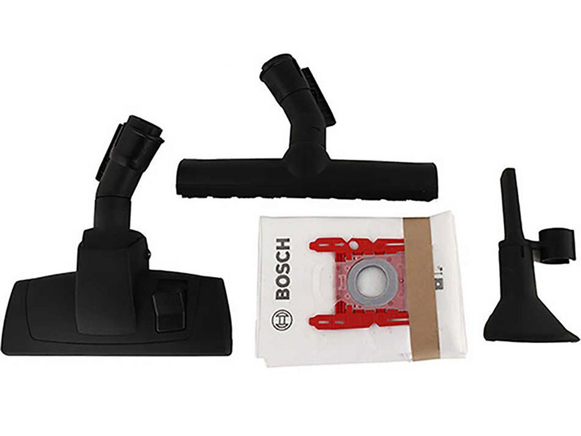 Công suất 2000W giúp Bosch BGLS42035 làm sạch nhanh sàn gạch và thảm mỏng.