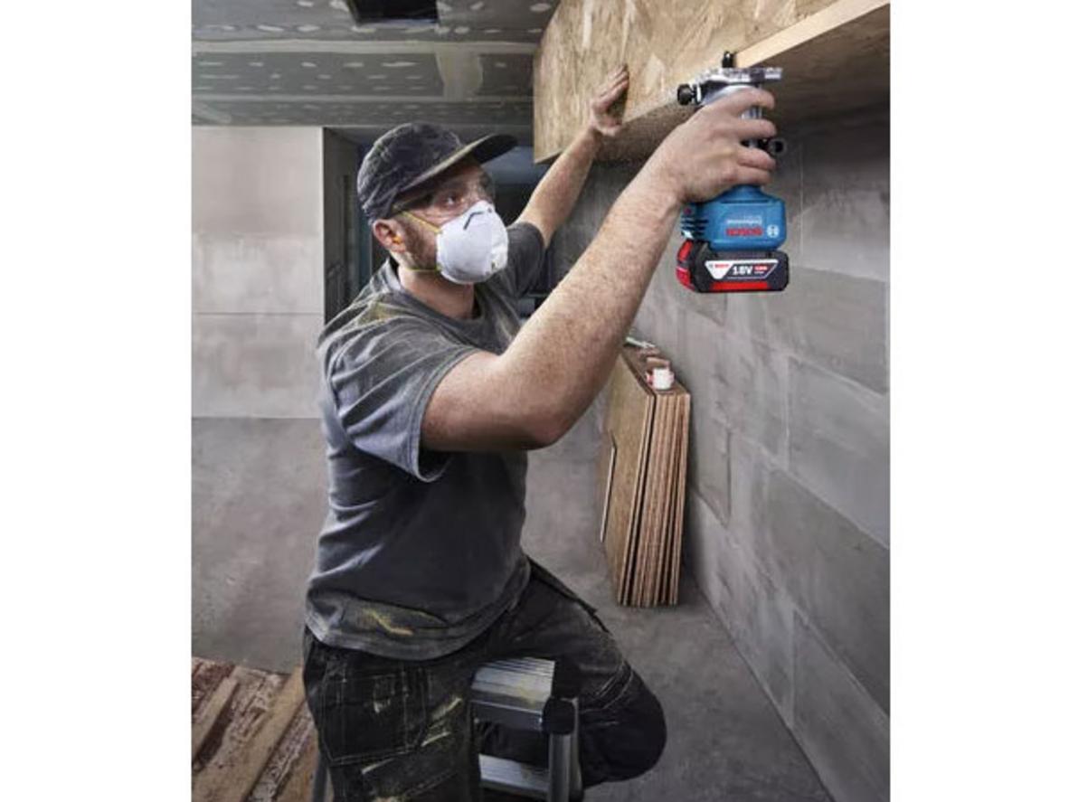 Phay cạnh và tạo rãnh mịn hơn với Bosch GLF 18V-8.