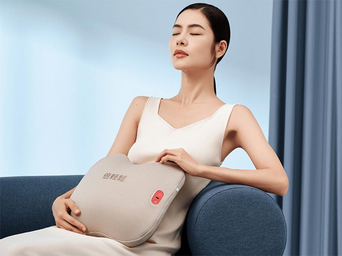 Đầu massage kép 3D giúp Breo Back 2 tác động sâu và đều hơn lên vùng lưng mỏi.