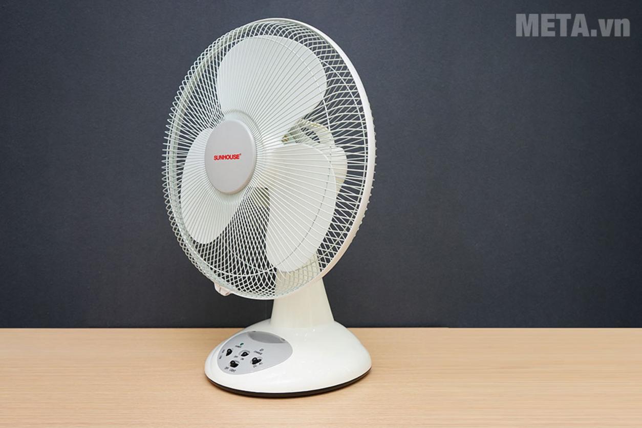 Sạc Quạt tích điện Sunhouse SH722 đúng cách để bảo vệ ắc quy khô 6V - 7.0Ah.