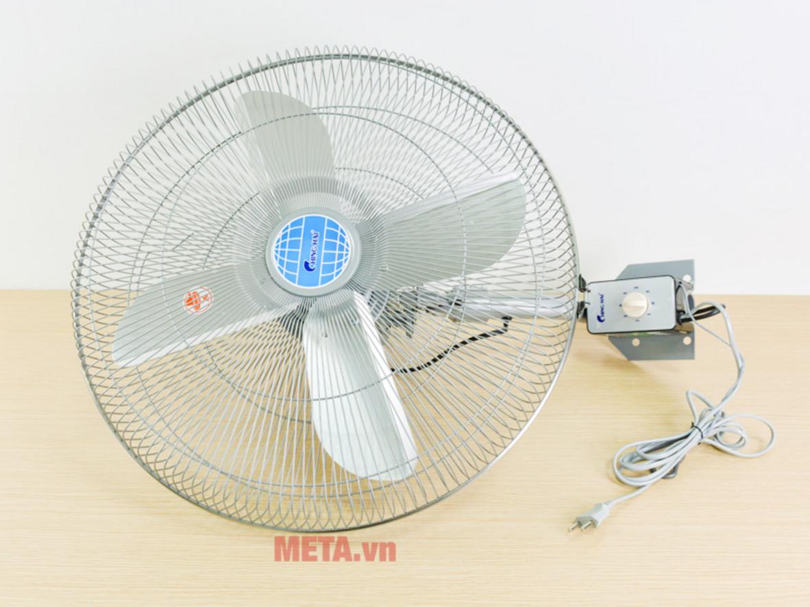 Cánh nhôm 50cm và 4 cánh giúp quạt Ching Hai W9299 tạo gió mạnh, đều hơn.