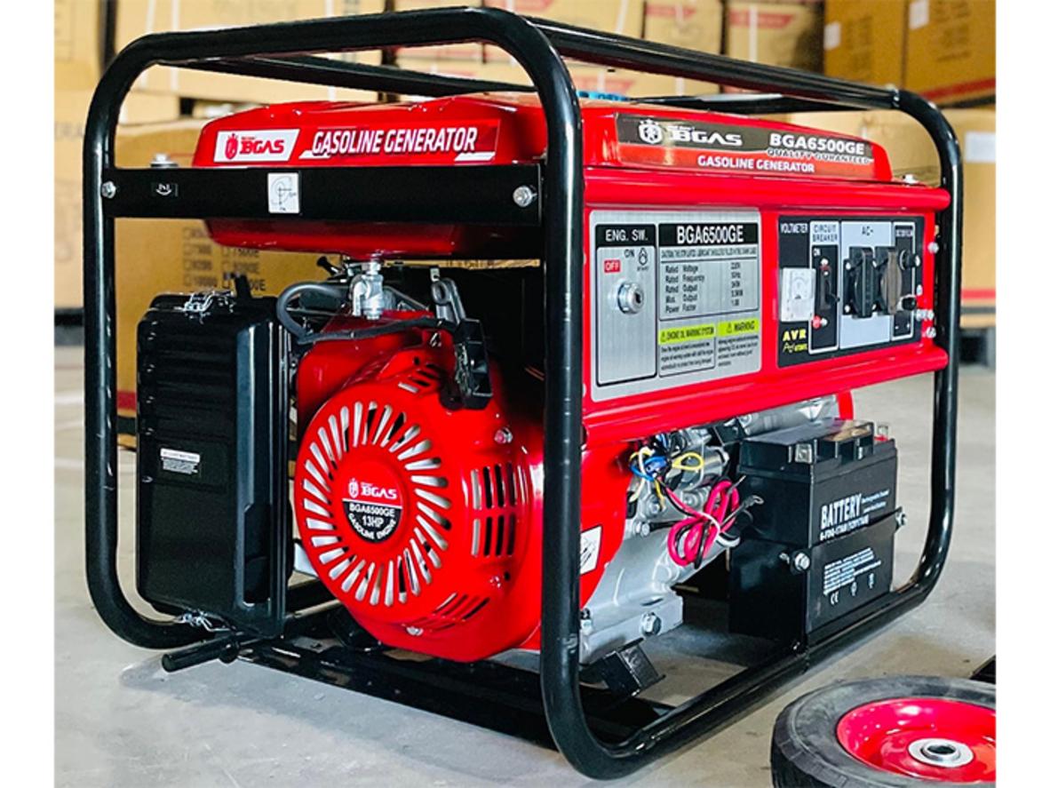 Công suất 5.000W giúp máy chạy nhiều thiết bị cùng lúc.