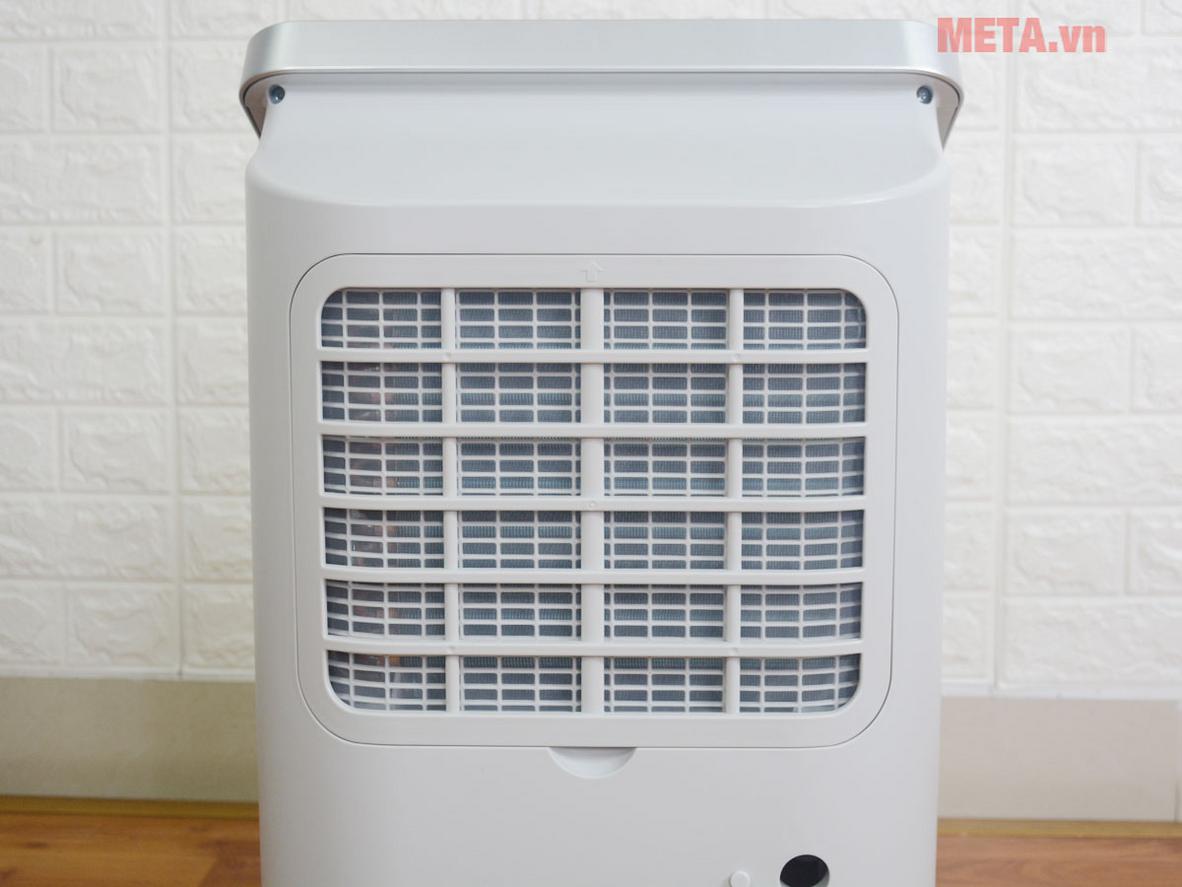 Đặt máy đúng vị trí giúp Sharp DW-D20A-W hút ẩm hiệu quả hơn.