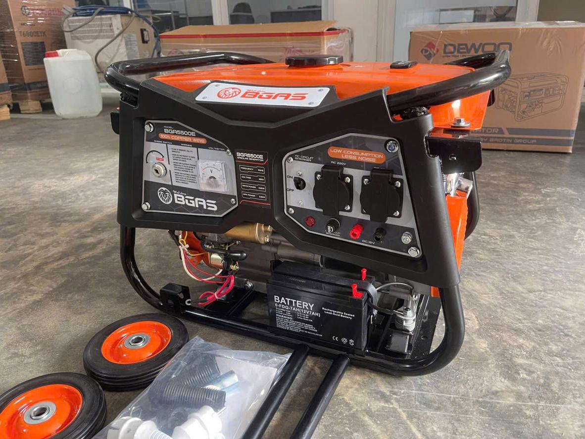 Hệ thống đề điện bằng chìa khóa giúp Bgas BGA5500E khởi động nhanh và tiện.