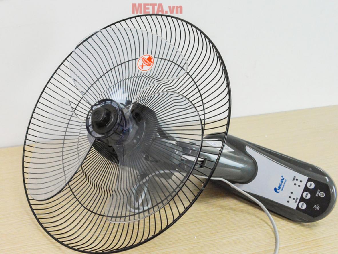 Động cơ dây đồng và 3 cánh quạt giúp ChingHai W615A vận hành ổn định.