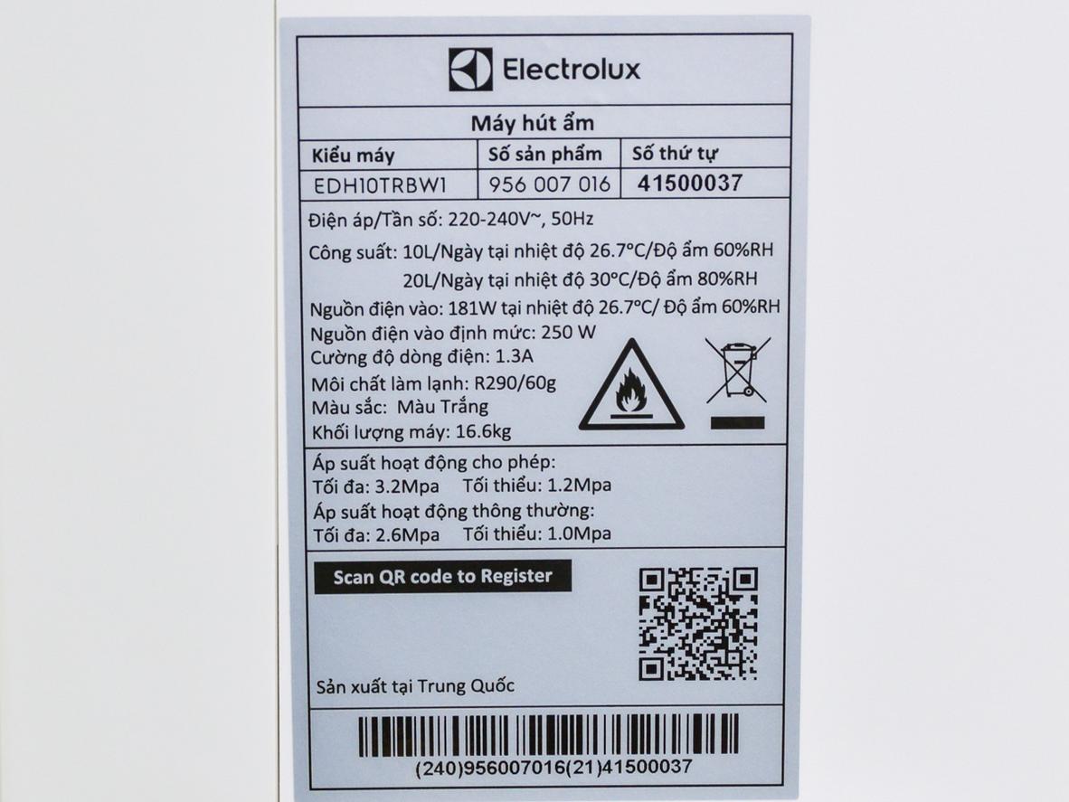 Công suất hút ẩm 20 lít/ngày giúp Electrolux EDH10TRBW1 xử lý nồm ẩm hiệu quả cho phòng dưới 42m².