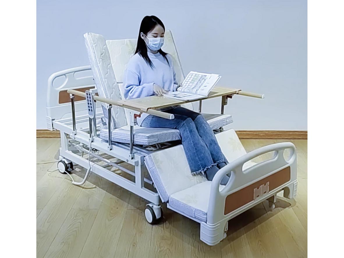 GBM-091EA nổi bật với khung thép bền chắc, remote điện và phụ kiện hỗ trợ chăm sóc.