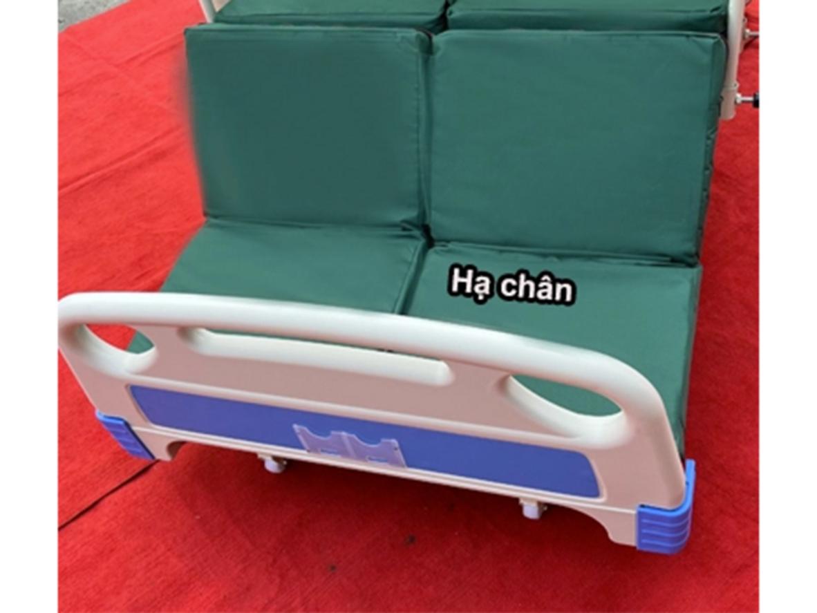 Khung thép sơn tĩnh điện và nhựa ABS giúp Lucass GB-104 bền, dễ vệ sinh.