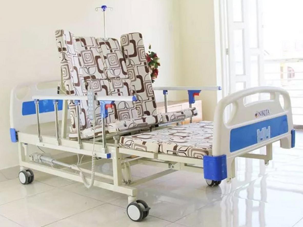 Các tính năng thực dụng của giường chăm sóc bệnh nhân Nikita NKT-DCN16 giúp chăm sóc tại chỗ thuận tiện hơn.