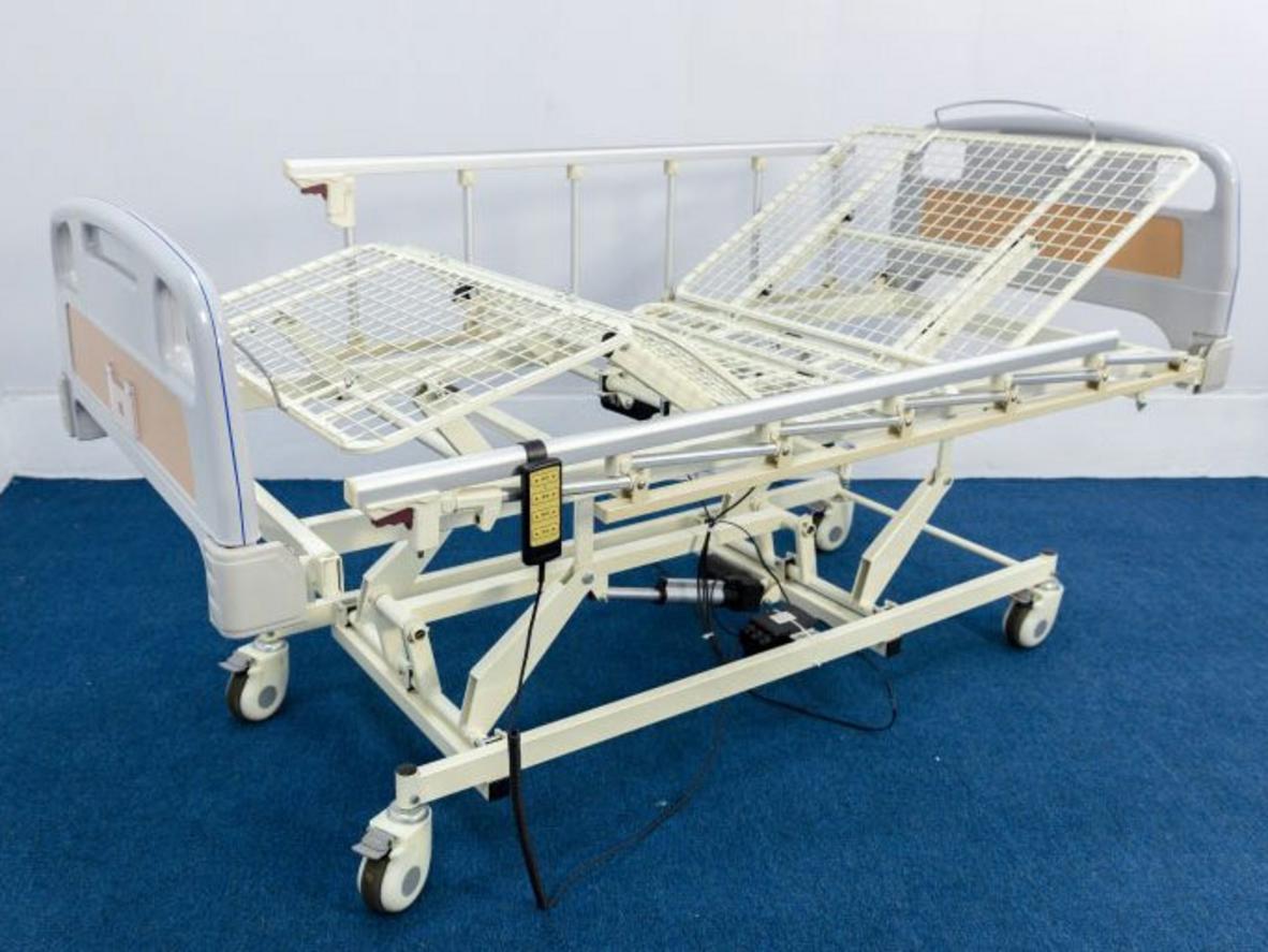 Các tính năng chính của giường y tế điều khiển điện FaCare GM-102S.