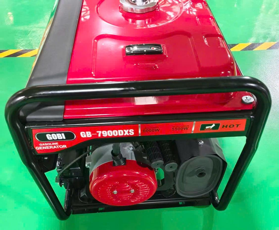 Động cơ 4 thì OHV, AVR và đề nổ giúp máy vận hành ổn định, dễ sử dụng.