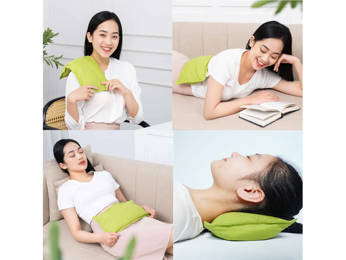 Lõi thảo dược tự nhiên và cách dùng gối chườm Hapaku bằng lò vi sóng.