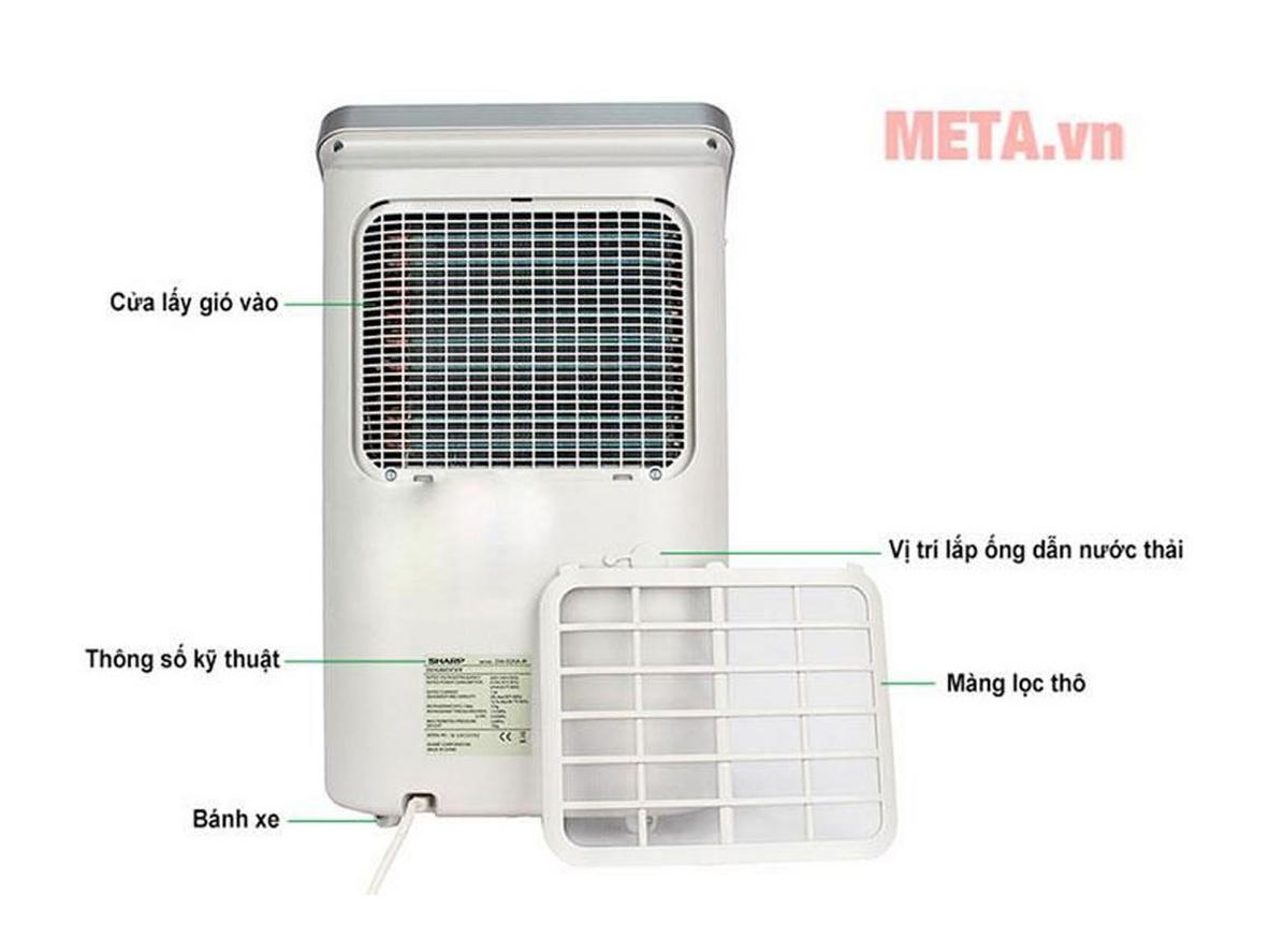 Chức năng hong khô quần áo giúp xử lý đồ vải trong ngày mưa nồm.