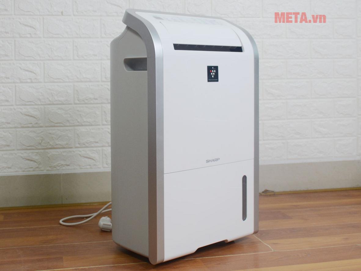 Công suất 20 lít/ngày giúp Sharp DW-D20A-W xử lý ẩm hiệu quả cho phòng dưới 50m².