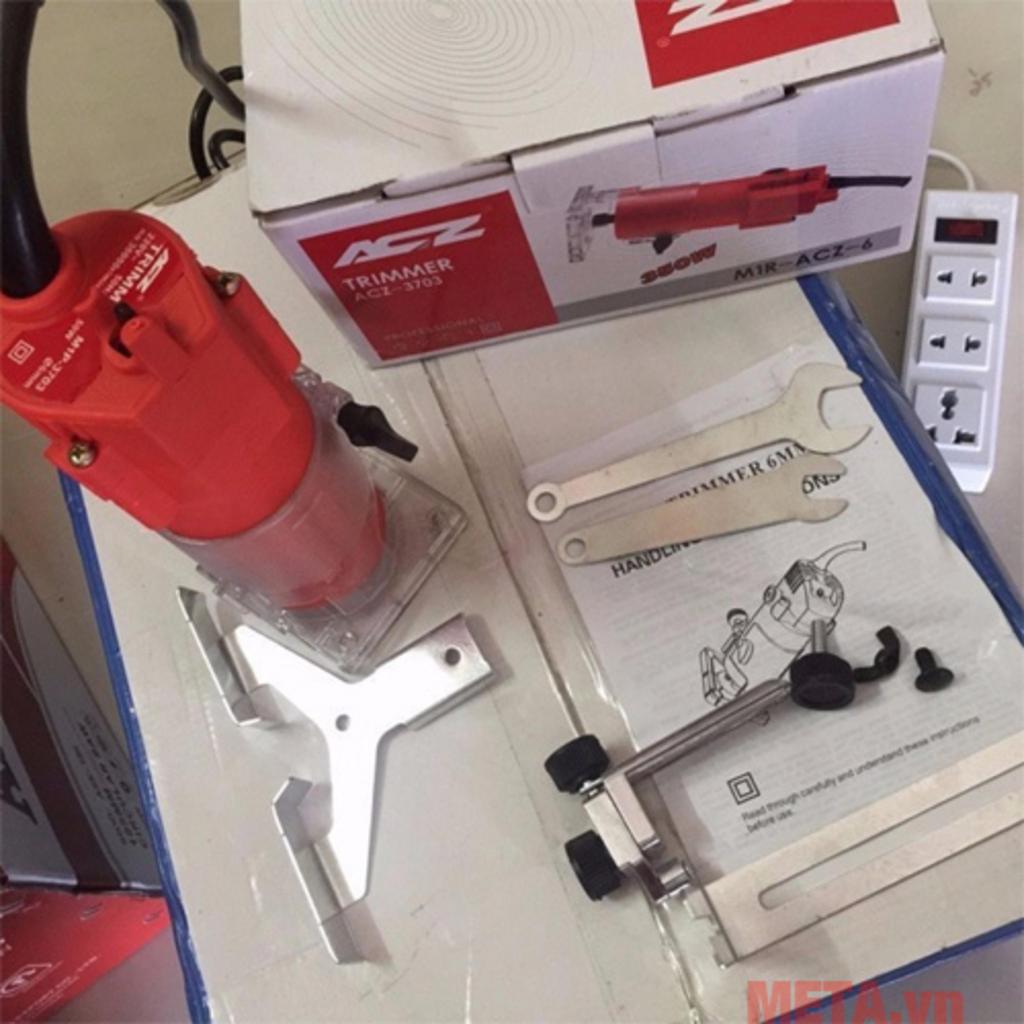 Ken 3912BS hướng tới xưởng mộc cần phay nhanh, soi rãnh và tạo biên dạng ổn định.