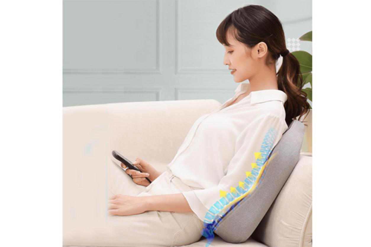 Kích thước 45cm x 34cm x 10cm giúp VP-G21 dễ dùng ở nhiều vị trí.