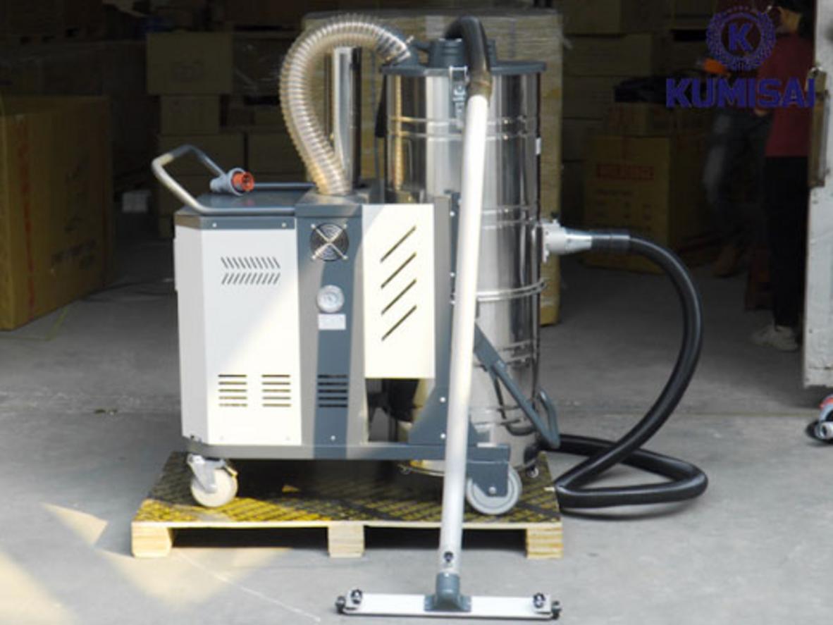 Bộ lọc HEPA 0,28 µm hỗ trợ giữ lại bụi mịn trong quá trình hút.