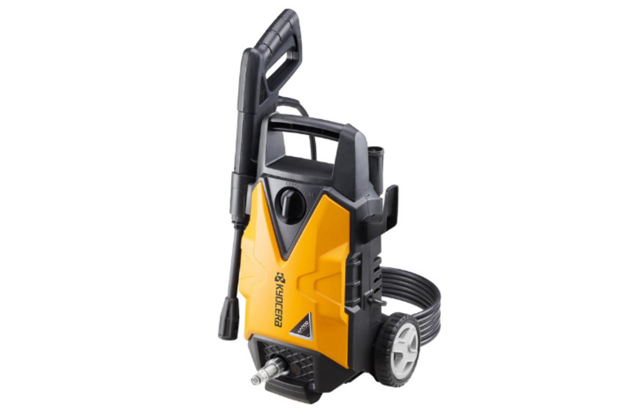 Thông số nổi bật của máy phun xịt áp lực Kyocera AJP-1100: 1.400W, 100 bar, dây phun 5m.
