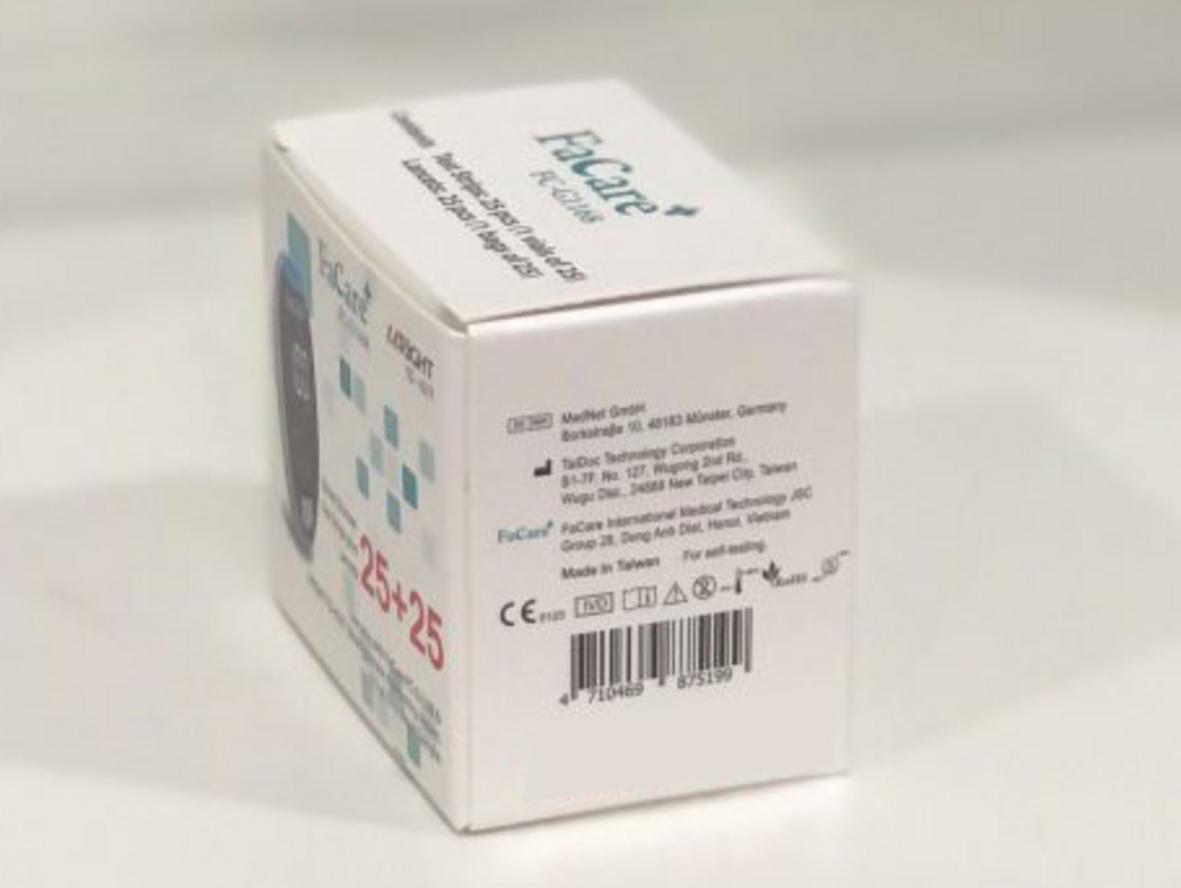 Chỉ cần 0,5µL máu mao mạch để đo, thao tác nhẹ và nhanh.