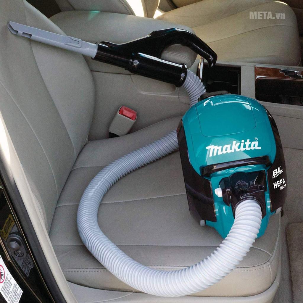 Lực hút 6,6kPa giúp Makita DCL501Z xử lý bụi khô và vụn nhỏ nhanh gọn.