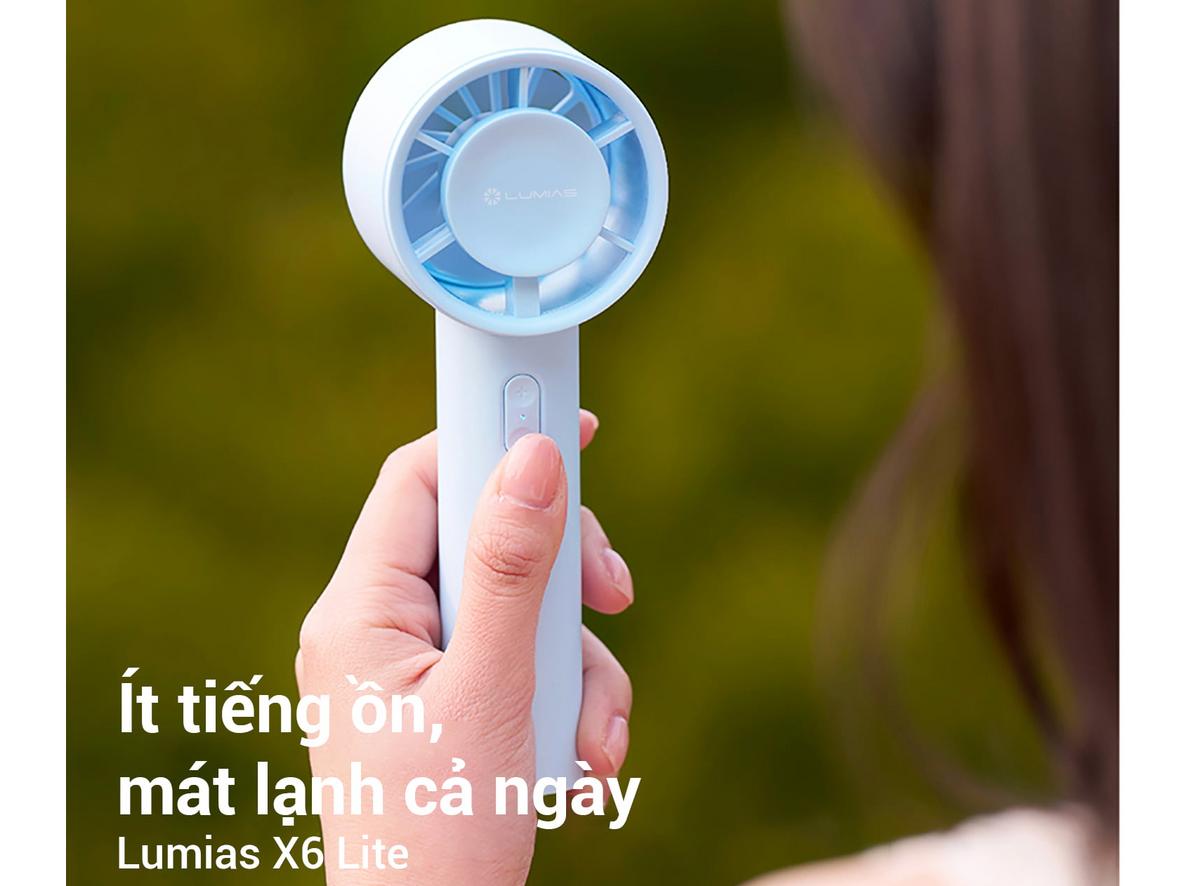 Thiết kế 3 cánh nhỏ gọn, phù hợp làm mát cá nhân.