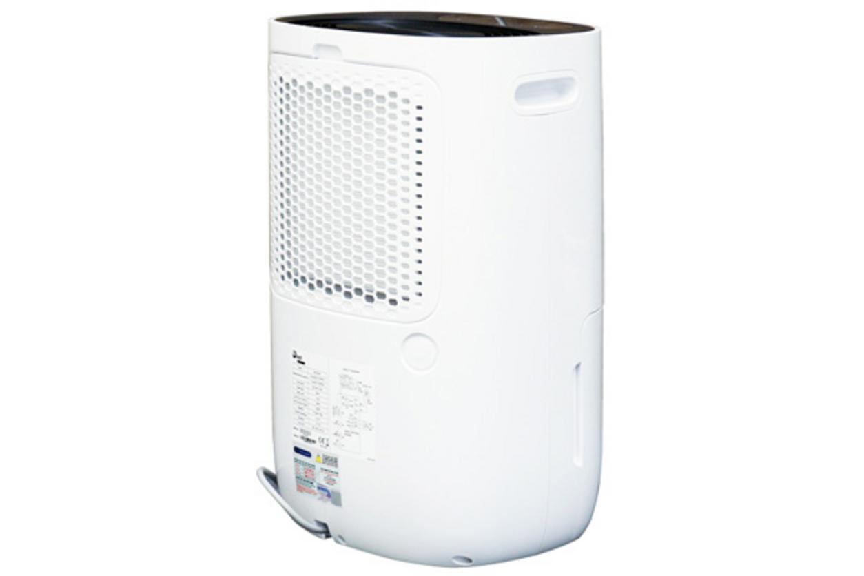 Cận cảnh FujiE HM-920EN với HEPA, bình chứa 5 lít và điều khiển cảm ứng.