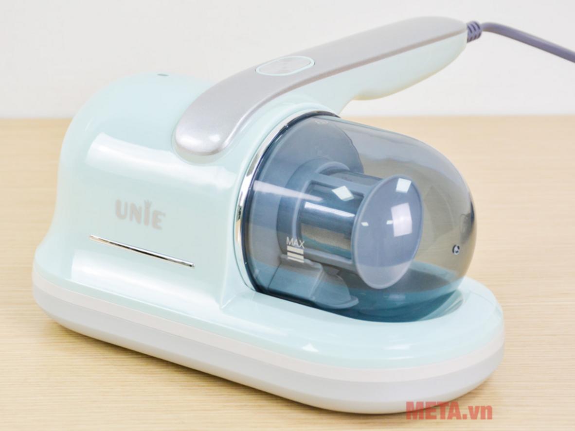 Máy hút bụi chăn đệm UNIE UMV62 giúp làm sạch sâu nệm, chăn ga và sofa trong gia đình.